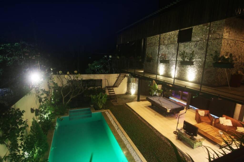 Villa Amalura I Yogyakarta Ngoại thất bức ảnh