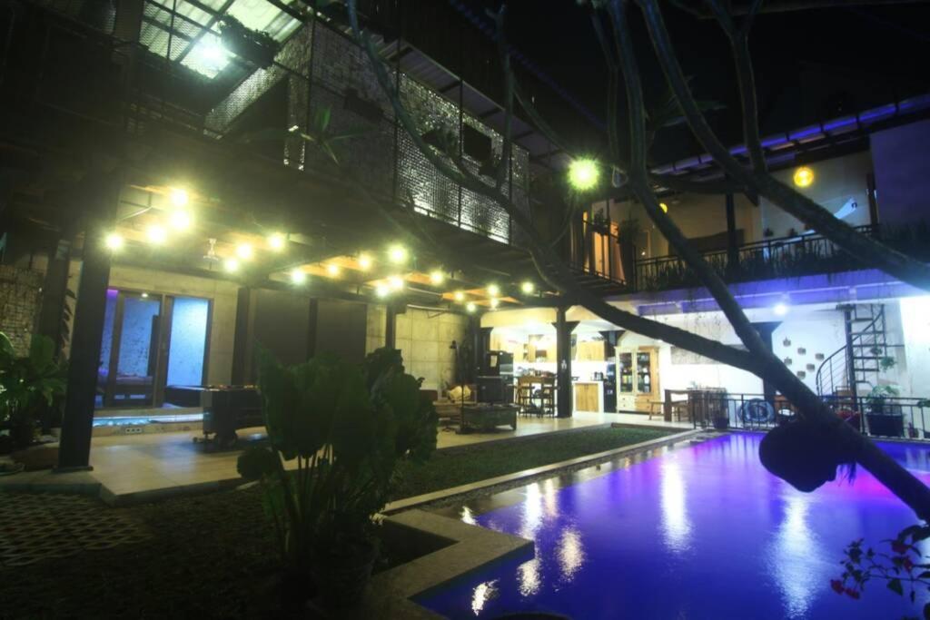 Villa Amalura I Yogyakarta Ngoại thất bức ảnh
