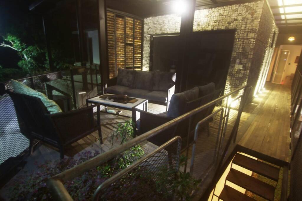Villa Amalura I Yogyakarta Ngoại thất bức ảnh