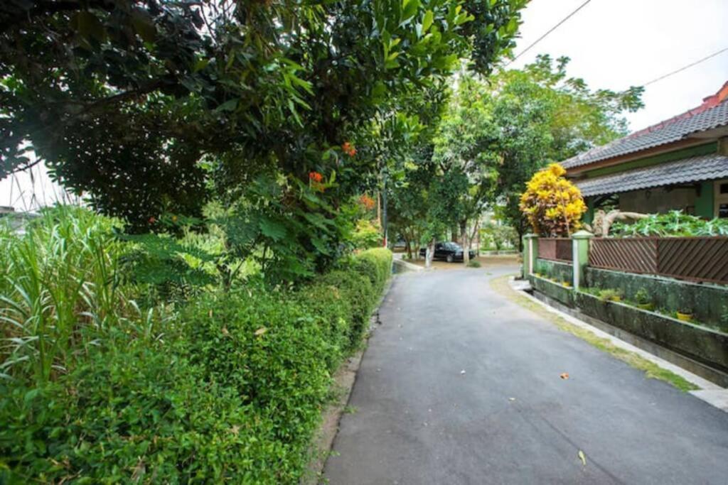 Villa Amalura I Yogyakarta Ngoại thất bức ảnh